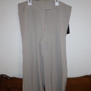 Amy Byer Cropped Khaki Dress Pants Size 16 New!